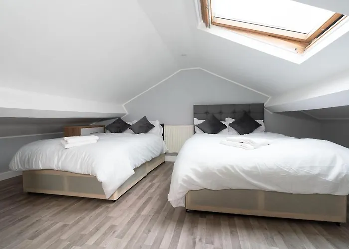 Modern Apartment In Liverpool City Centre